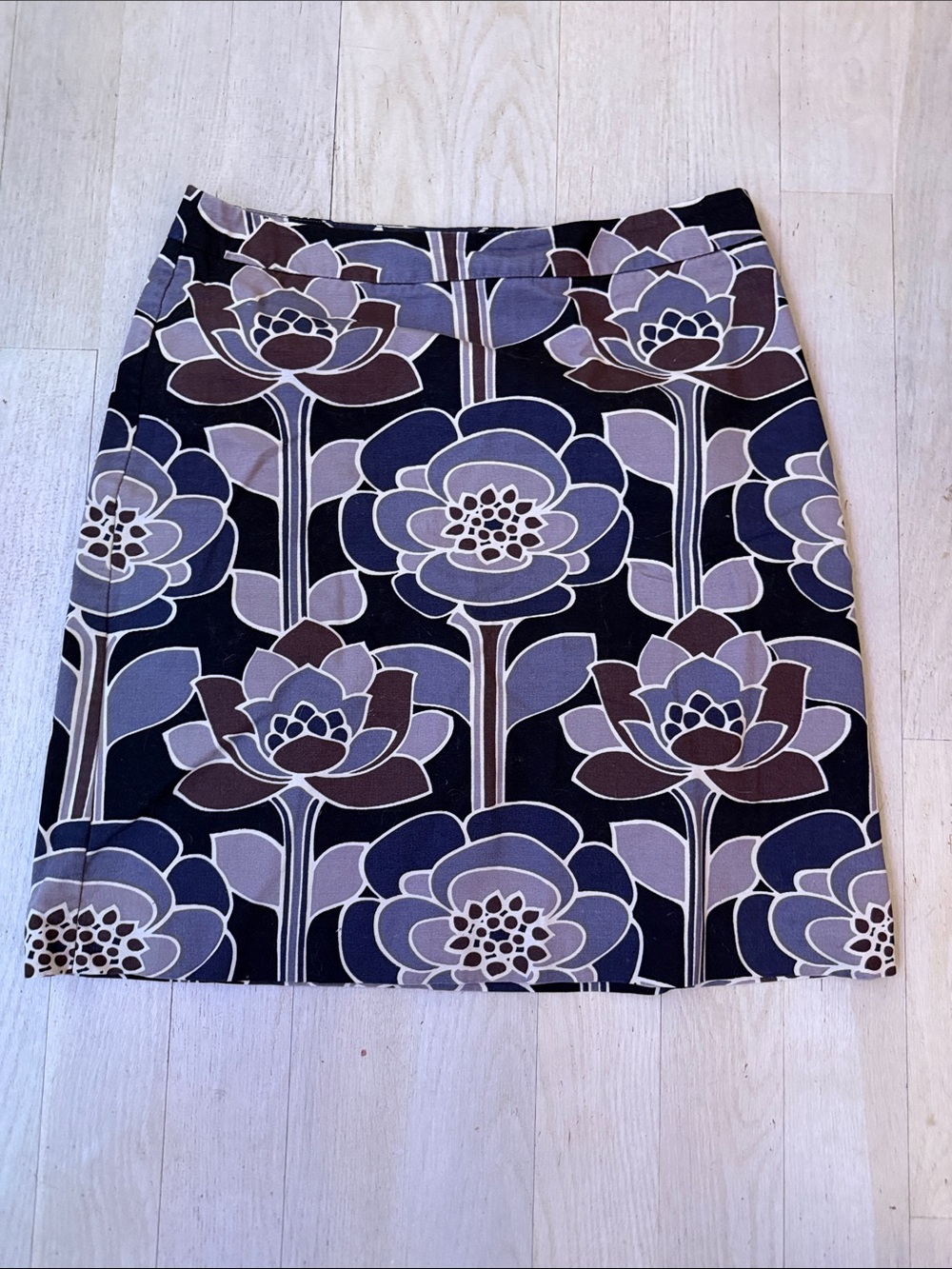 Boden Floral Pencil Skirt in Navy and Brown